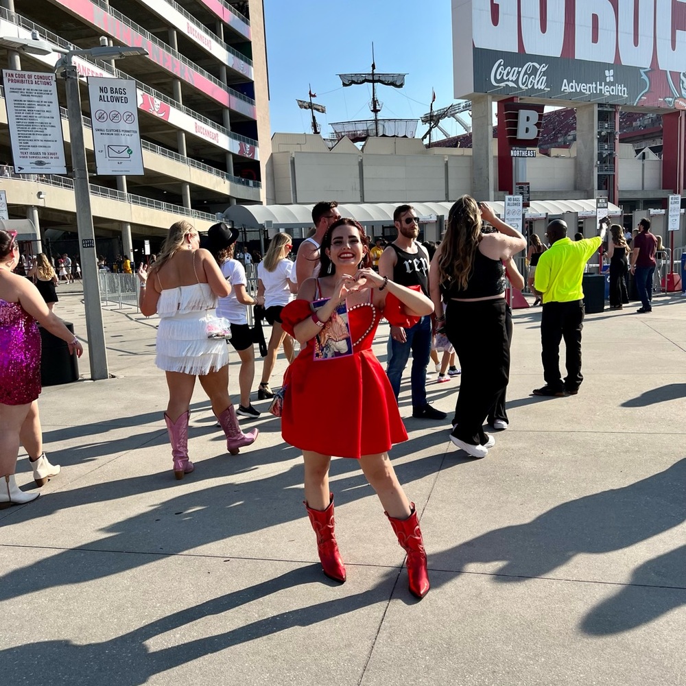 Meet your Posher, Jillian